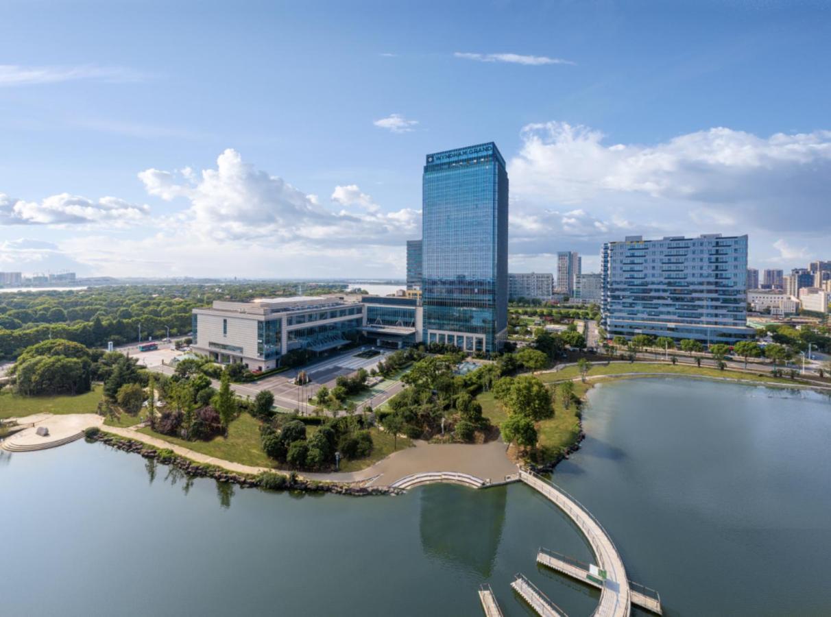מלון Xinta Wyndham Grand Suzhou Fenhu מראה חיצוני תמונה