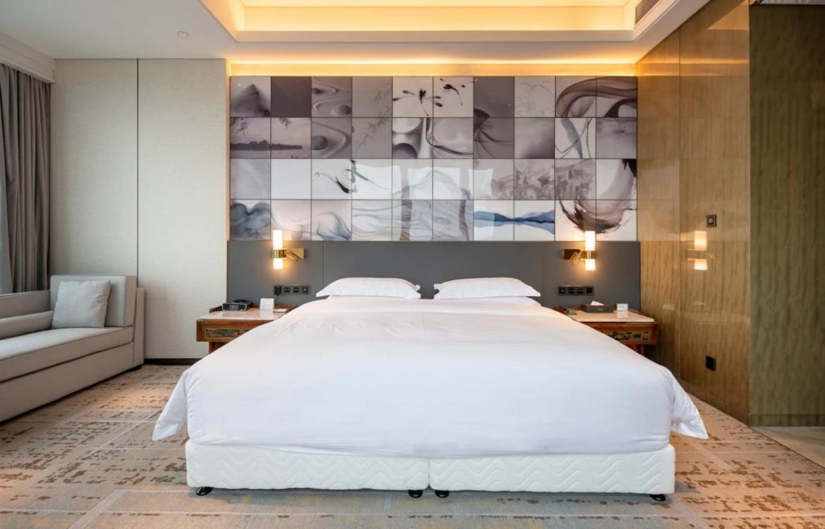מלון Xinta Wyndham Grand Suzhou Fenhu מראה חיצוני תמונה