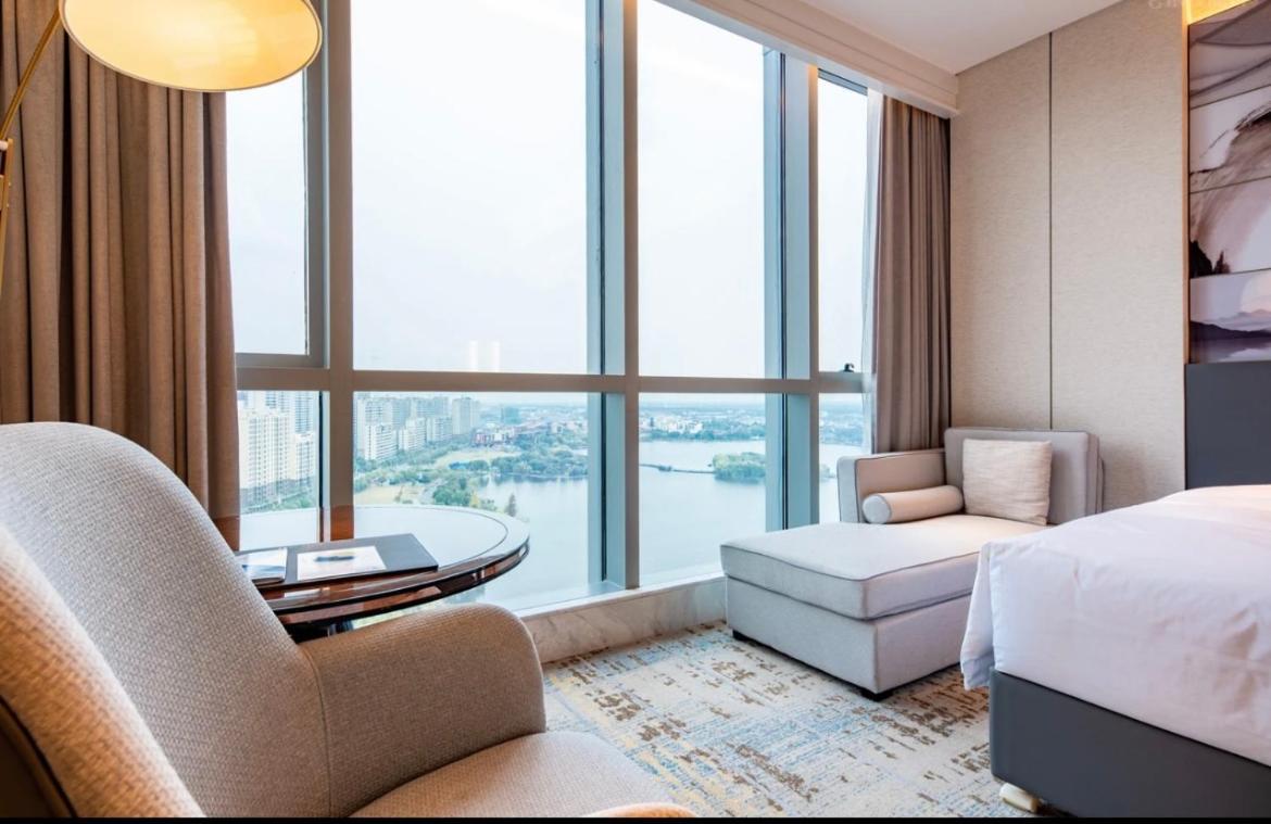 מלון Xinta Wyndham Grand Suzhou Fenhu מראה חיצוני תמונה