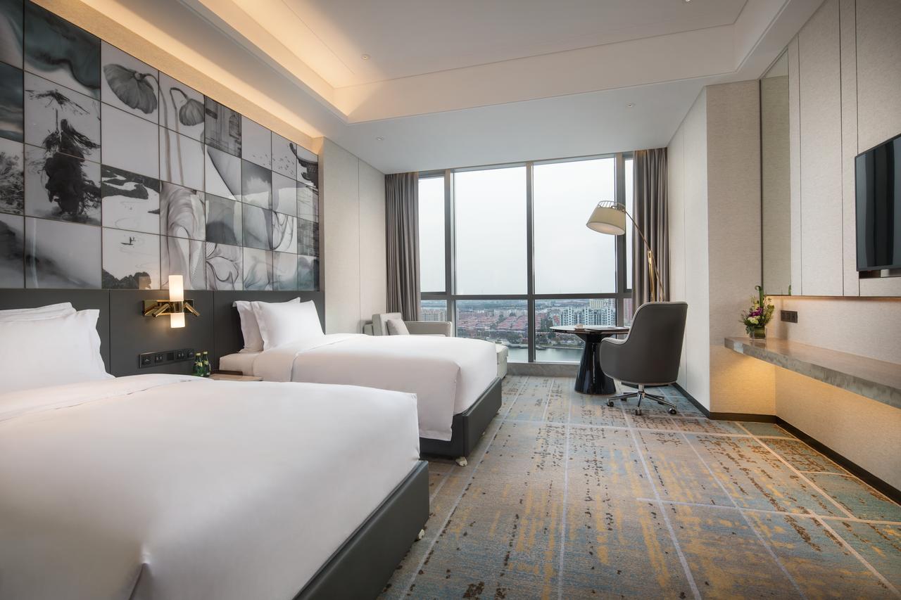 מלון Xinta Wyndham Grand Suzhou Fenhu מראה חיצוני תמונה